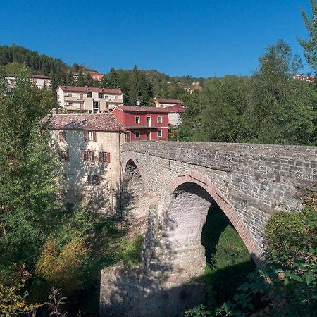 Вилла La Casa Sul Ponte Mercatello sul Metauro Экстерьер фото
